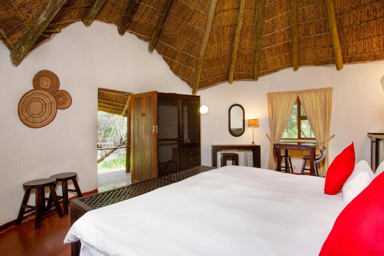 Warthogs Bush Lodge Magaliesburg Eksteriør billede
