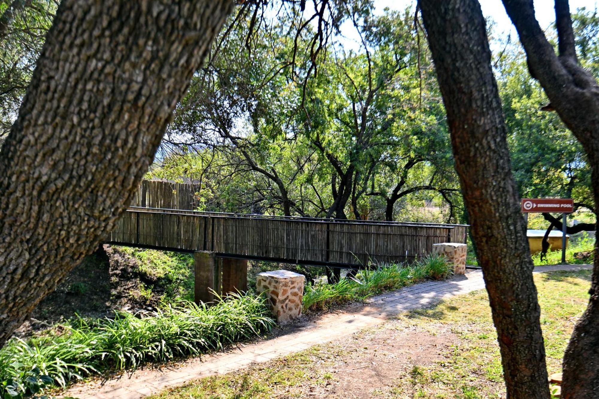 Warthogs Bush Lodge Magaliesburg Eksteriør billede